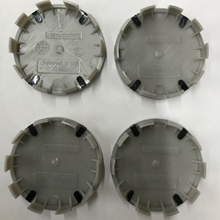 Load image into Gallery viewer, Set of 4 BMW Wheel Center Cap 68MM 36136783536 c50c5947