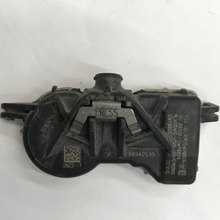 Load image into Gallery viewer, Continental 315MHz Tire Pressure Sensors TPMS For Chrysler Mitsubishi 5c828933