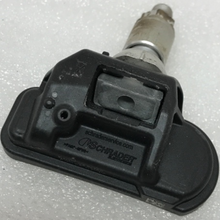 Load image into Gallery viewer, TPMS SENSOR 0009050030 Mercedes Benz 433 mhz