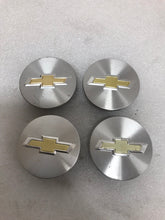 Load image into Gallery viewer, Set of 4 Chevrolet Center Caps 9594156 f4cd2566