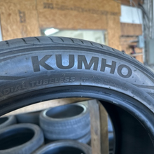 Load image into Gallery viewer, SET OF 4 KUMHO MAJESTY9 SOLUS 245/45/19 TIRES 13175871