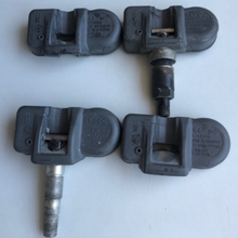 Load image into Gallery viewer, Set of 4 Mercedes-Benz Tire Pressure System TPMS f9e9f38f