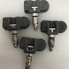 Load image into Gallery viewer, Set of 4 Mercedes Benz TPMS 433 Mhz 0009057200 caafeb31