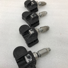 Load image into Gallery viewer, Set of 4 Mercedes TPMS Sensor 433mhz A0009057200  42849736