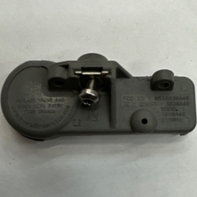 Load image into Gallery viewer, Chevrolet TPMS Tire Pressure Monitor Sensor G53MA4S OEM 25f71fac3