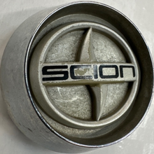Load image into Gallery viewer, Scion Center Cap 2013-2015 PT904-52040-CC 278a6ab2