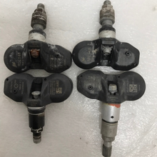 Load image into Gallery viewer, Set of 4 BMW TPMS 433 MHz 6790054-04 f98787be