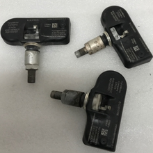Load image into Gallery viewer, Set of 3 Jaguar Land Rover TPMS Sensors 4H23-1A159-CE 315 MHz 0d1479a3