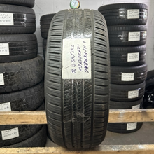 Load image into Gallery viewer, Hypertrac 245/45/20 103Y USED TIRE 6a1e60df