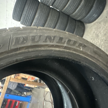 Load image into Gallery viewer, SET OF 2 DUNLOP SPORT 325/30/21 TIRES cd465607