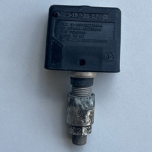 Load image into Gallery viewer, Suzuki Tire Pressure System TPMS 43130-54J2 ea8882d0