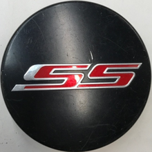 Load image into Gallery viewer, Chevrolet SS Camaro Center Hub Cap 68MM 99d042a8