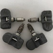 Load image into Gallery viewer, Set of 4 Mercedes Benz Schrader TPMS Sensor 433MHz 0009054100 d5180b11