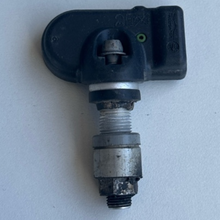 Load image into Gallery viewer, Toyota Lexus Tire Pressure System TPMS 9157A-030164 cff38e8d