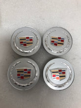Load image into Gallery viewer, Set of 4 Cadillac Center Caps 9597375 e51795b0