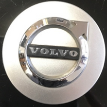 Load image into Gallery viewer, Set of 3 Volvo Wheel Hub Center Cap 31400897 87bea5c3