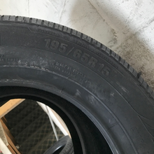 Load image into Gallery viewer, Set of 2 Waterfall eco dynamic tires 195/65/15 84f91f35