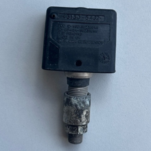 Load image into Gallery viewer, Suzuki Tire Pressure System TPMS 43130-54J2 ea8882d0
