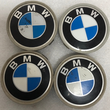Load image into Gallery viewer, Set of 4 BMW Wheel Center Caps 1095361 68mm a2b5983a
