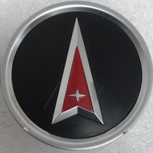 Load image into Gallery viewer, Set of 4 Pontiac GTO Center Cap Genuine GM 92155956 60 mm b867308a