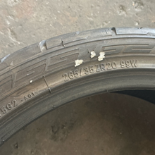 Load image into Gallery viewer, Set of 2 Nitto NT555 G2 265/35/20 b942cb7f