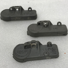 Load image into Gallery viewer, Set of 4 TPMS Sensor Buick Cadillac Chevrolet GMC Pontiac 4036dbe0