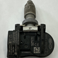 Load image into Gallery viewer, OEM Hyundai Kia TPMS Tire Pressure Sensors Kit F2000