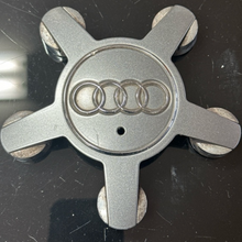 Load image into Gallery viewer, Set of 4 Audi Spyder Wheel Hub Center Cap Silver 135mm 4F0601165 accef69a