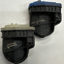 Load image into Gallery viewer, Set of 2 TPMS Tire Pressure E-Z Sensor Programmable 315/433MHz 4303636d