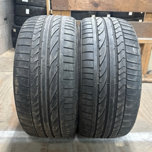 Load image into Gallery viewer, BRIDGESTONE SET OF 2 225/35/19 TIRE 21204910 88Y