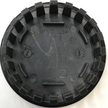 Load image into Gallery viewer, Chevrolet SS Camaro Center Hub Cap 68MM 99d042a8
