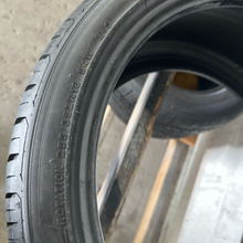 Load image into Gallery viewer, Set of 2 Lionhart 255/35/18 tires 8233bc54