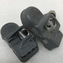 Load image into Gallery viewer, Set of 2 Mercedes Benz TPMS Sensor 433MHz A0009054100  41a01e8d
