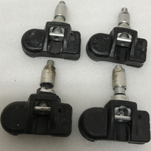Load image into Gallery viewer, Set of 4 Mercedes Benz TPMS Sensor 433 Mhz A0009057200  3f0f0da6