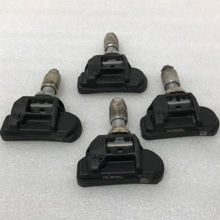 Load image into Gallery viewer, Set of 4 Mercedes Benz TPMS  433MHz 0009050030