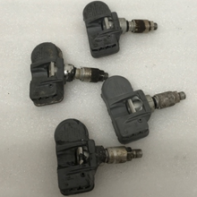 Load image into Gallery viewer, Set of 4 Mercedes TPMS Sensor 433mhz 0035400217 38727f49