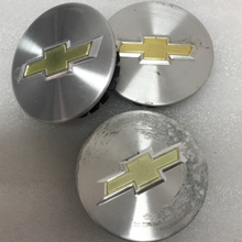 Load image into Gallery viewer, SET OF 3 Chevrolet Center Caps 9594156 57 MM 7a035aa2