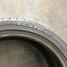 Load image into Gallery viewer, One KUMHO ECSTA 4X 225/40/18 Tire f193b1e7