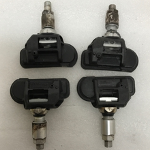 Load image into Gallery viewer, Set of 4 Mercedes Benz Schrader TPMS Sensor 0009050030 433MHz 1599123e