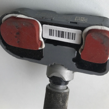 Load image into Gallery viewer, Set of 4 Mercedes Benz TPMS 433 Mhz 0009057200 872159f2