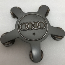 Load image into Gallery viewer, Set of 4 Audi Wheel Center Caps 4FO-601-165-N 135MM 0781d716