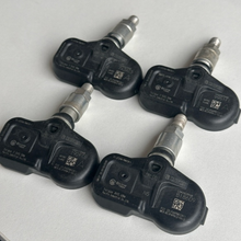 Load image into Gallery viewer, Set of 4 PMV-C811 Infiniti, Nissan TPMS SENSORS 315 MHz 42680141