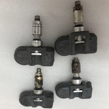 Load image into Gallery viewer, Set of 4 Mercedes Schrader TPMS Sensor A0009054100 433mhz 166fb4d5