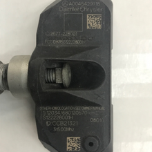 Load image into Gallery viewer, Set of 4 Mercedes Benz TPMS A0045429718 dbc98163