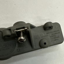 Load image into Gallery viewer, Chevrolet TPMS Tire Pressure Monitor Sensor G53MA4S OEM 25f71fac3