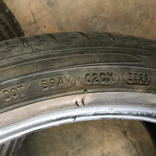 Load image into Gallery viewer, One MICHELIN PRIMACY MXM4 235/40/19 Tire d07738d1