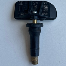 Load image into Gallery viewer, GMC Chevy Cadillac TPMS Tire Pressure System 13533166 6e0df21c