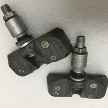 Load image into Gallery viewer, SET OF 2 TPMS SENSORS for BMW, Mini, Rolls-Royce 36236781847 12b748c5