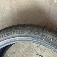 Load image into Gallery viewer, One Hankook ventus v12 evo2 275/35/19 Tire eaefa7eb