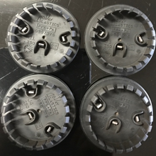 Load image into Gallery viewer, Set of 4 Cadillac Black Wheel Hub Center Cap 9597375 ed92511a